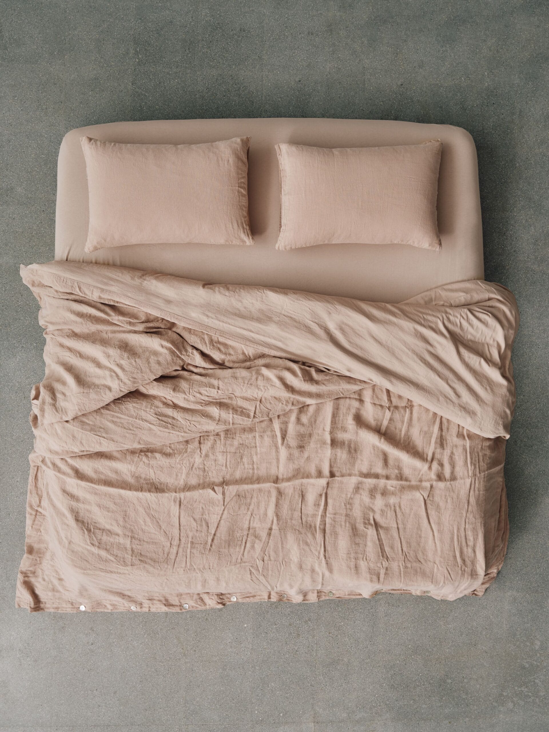 A-Linen_Sateencotton-Organic-Dc-Nude_Guava