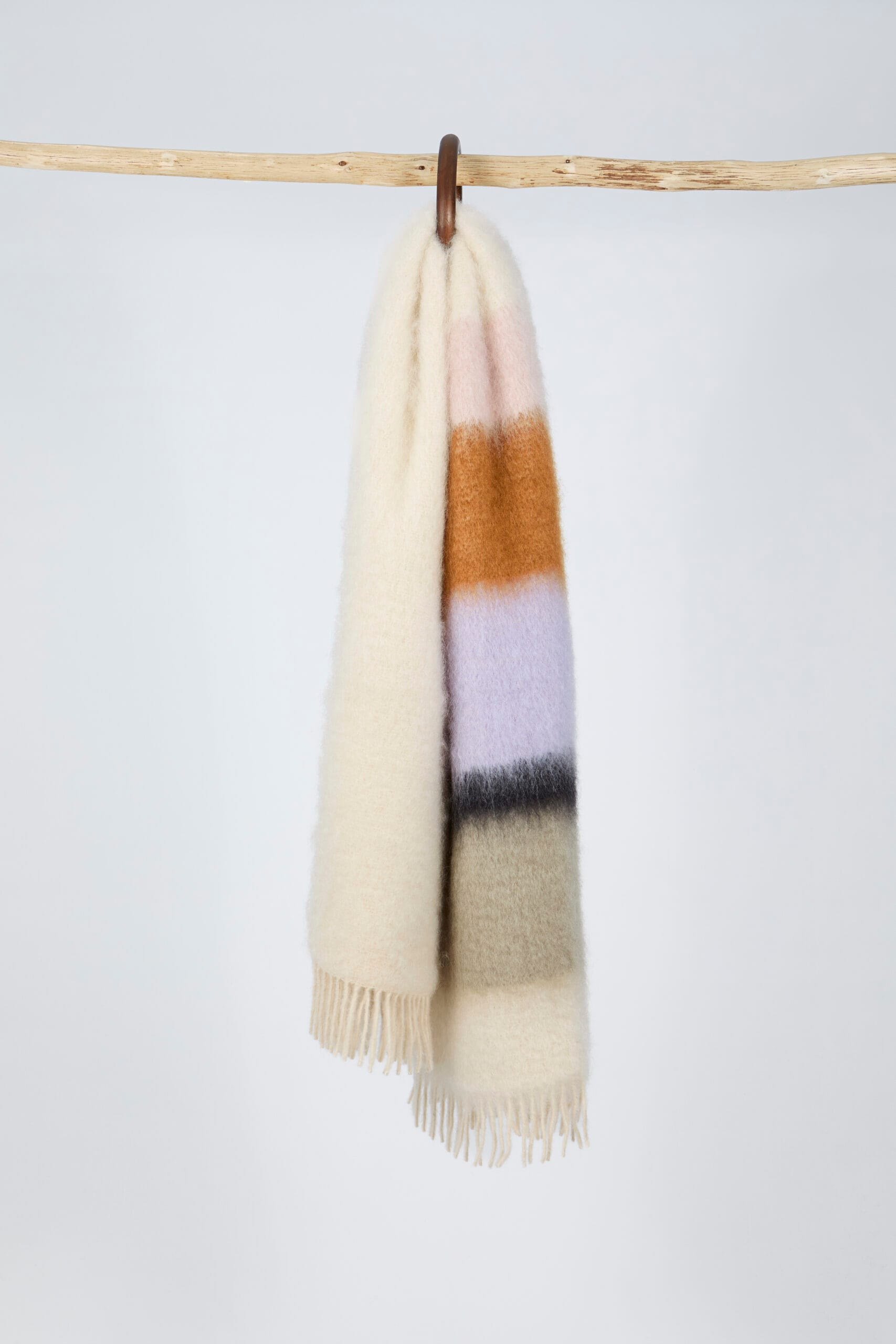 13/12//23 Serenity SE-32 (Rosita), Mantas Ezcaray, Ezcaray (La Rioja), Spain. Photo by James sturcke | sturcke.org