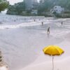 Sombrilla de playa vintage HOLIDAY