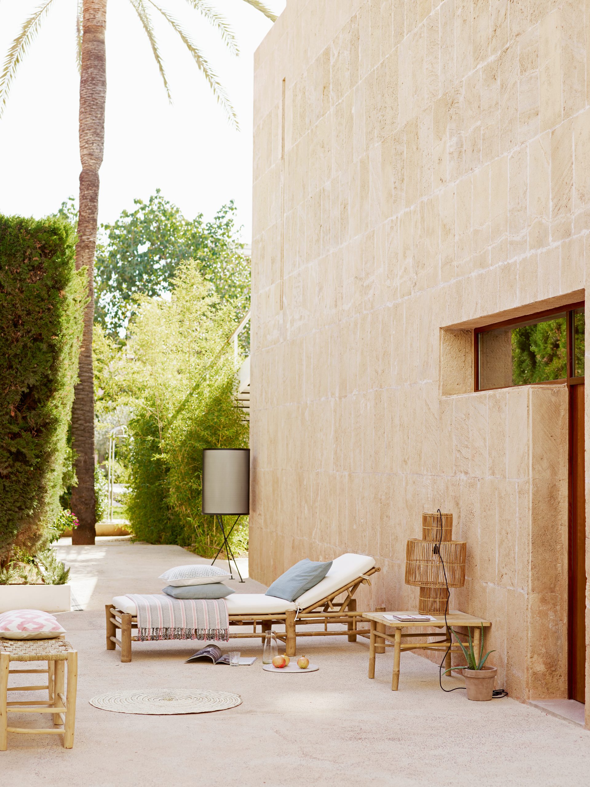 tinekhome_ss16_bambed_bamtable70-na_hangbird-na